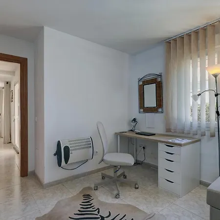 Villa 088 Bright And Spacious Andalusian Style With Private Pool Fuengirola